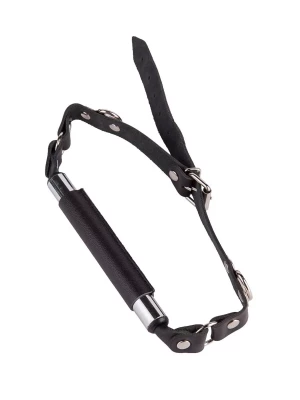 Чёрный кляп-трензель на кожаных ремешках с застёжкой